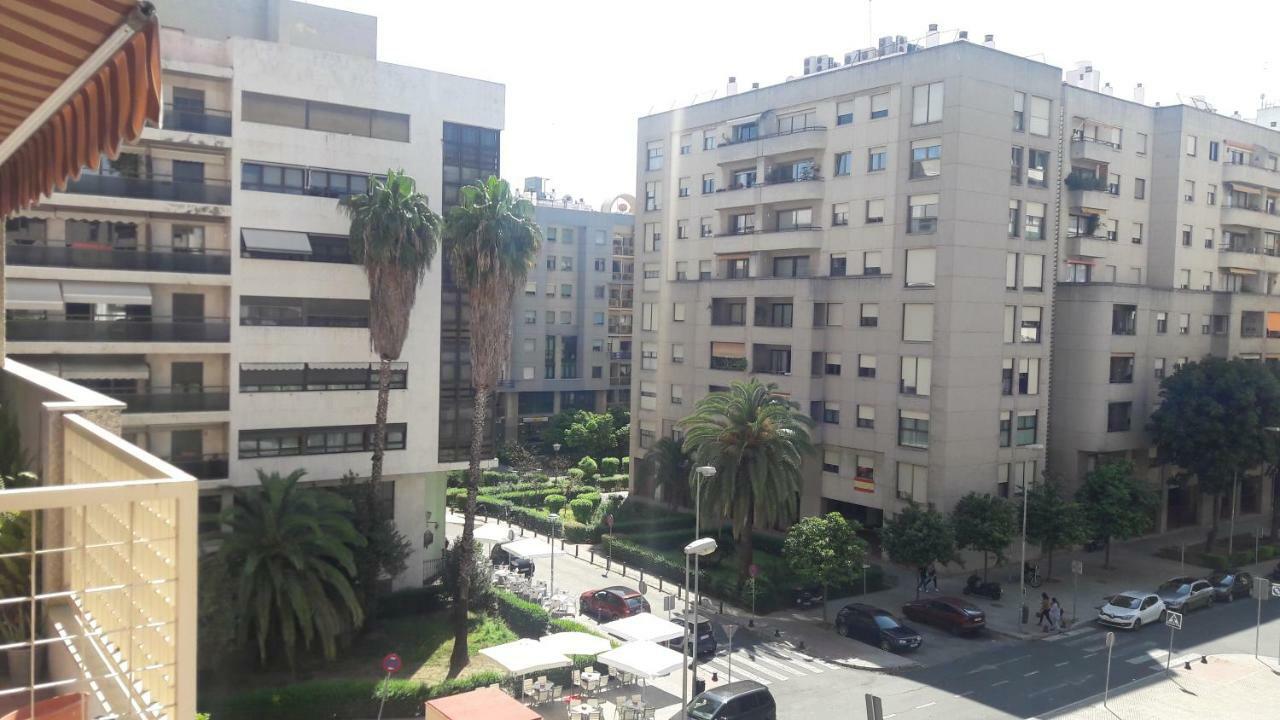 Gran Apartamento Plaza De Espana Apartment Seville Luaran gambar